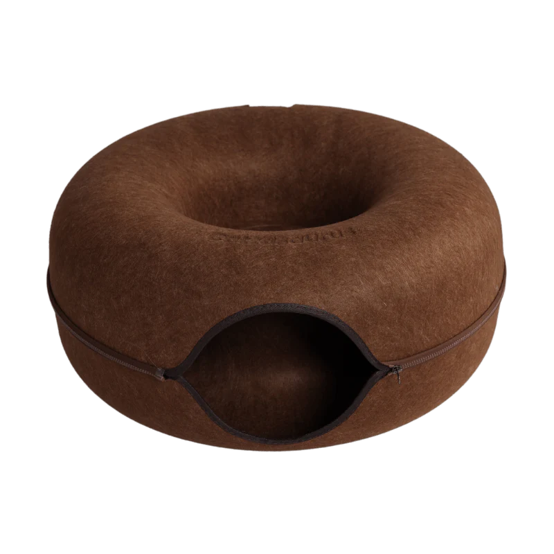 Purrluna – Cozy Peekaboo Cat Cave Bed for Indoor Cats & Kittens