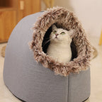 Pawluna – Cozy Winter Cave Bed for Dogs & Cats